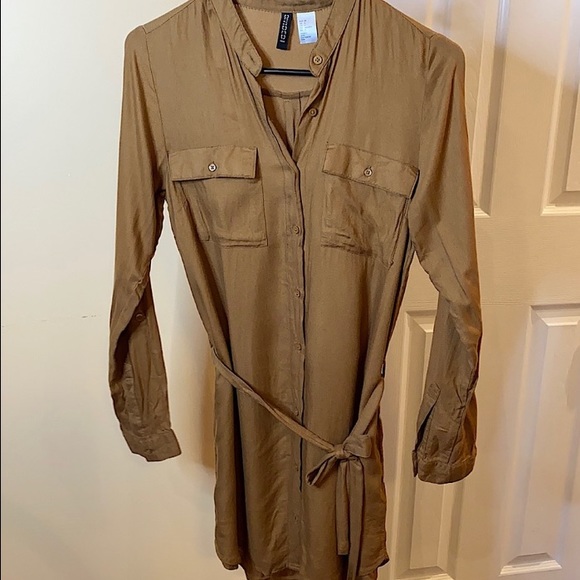 LIKE NEW brown H&M button up shirt dress w belt - Picture 4 of 5